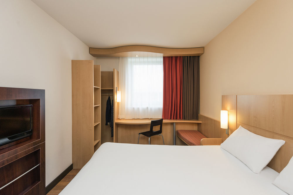 Ibis Chateau De פונטנבלו מראה חיצוני תמונה