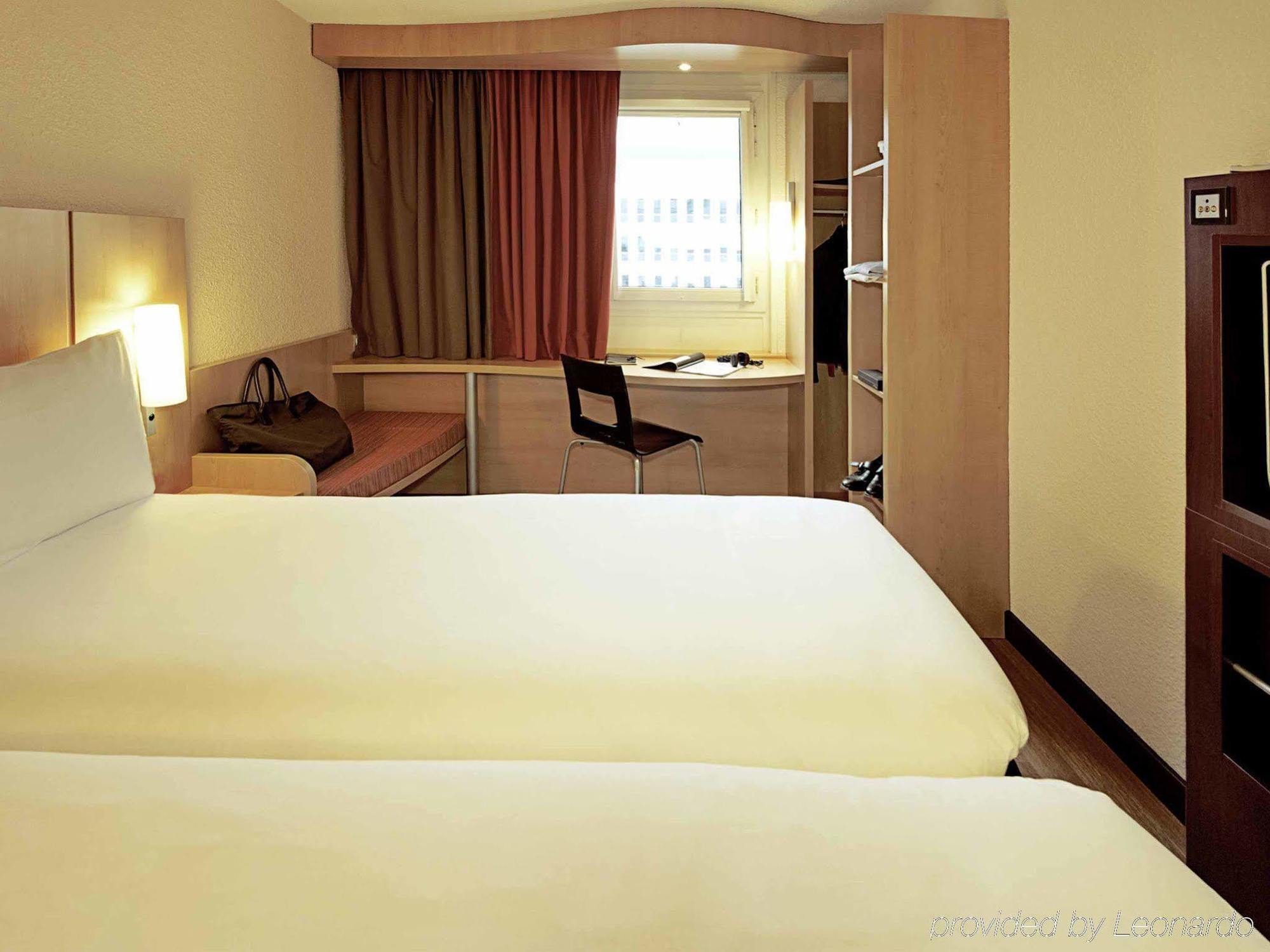 Ibis Chateau De פונטנבלו מראה חיצוני תמונה
