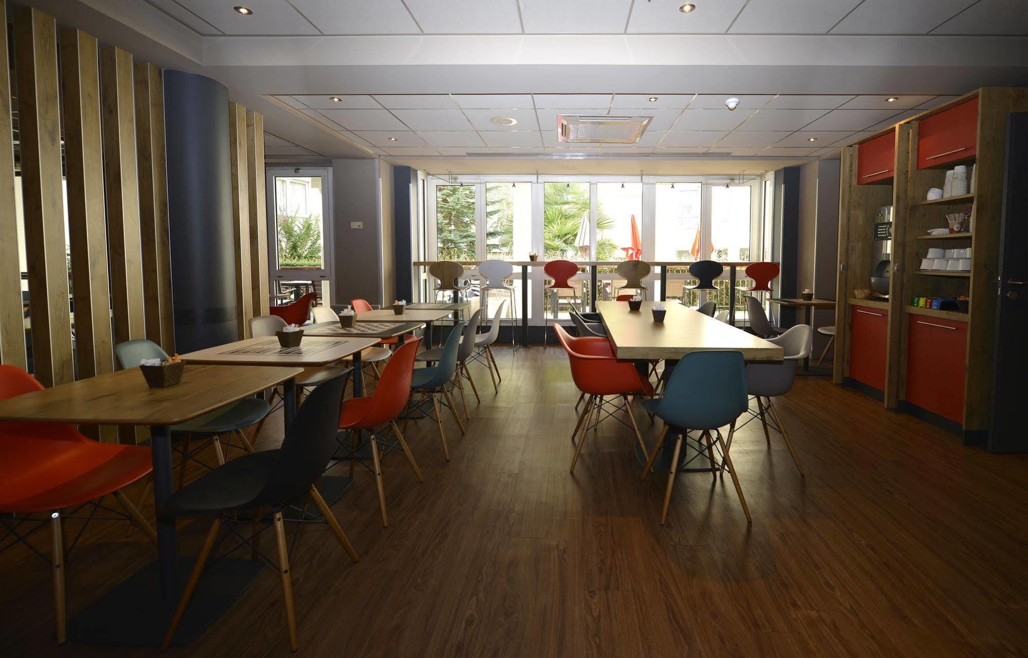 Ibis Chateau De פונטנבלו מראה חיצוני תמונה